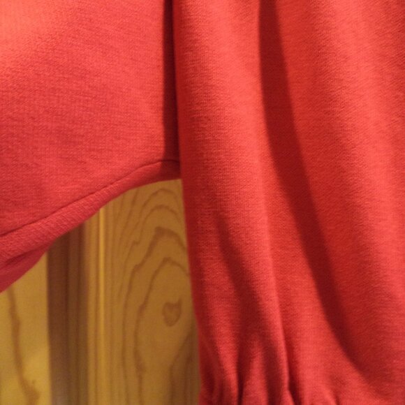 St. John RED Knit Jacket ~ Gold-tone Zip Closure New with Tags $995 `Size:Small - Picture 14 of 15